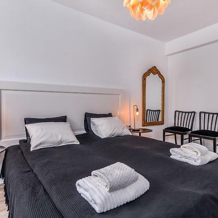 66 Apartment - Stylish Two Bedroom In Lozenets District By Flat Mаnager Sofia Eksteriør billede
